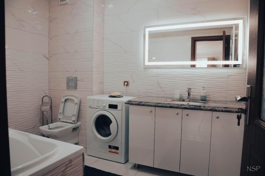 Apartament Zona Coresi Mall Braşov Eksteriør billede